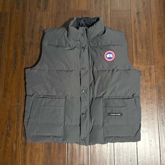 Canada Goose Freestyle Vest in Graphite - Picture 1 of 4